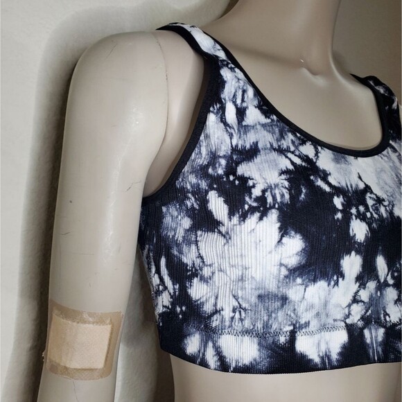 No Boundaries Marble Bralette Non-Supportive Sports Bra - Picture 4 of 9